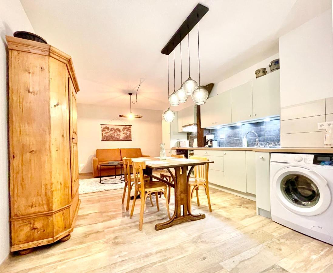 - Le Nichoir - Centre Historique - Parking Gratuit - Box Velo & Poussette Apartment *