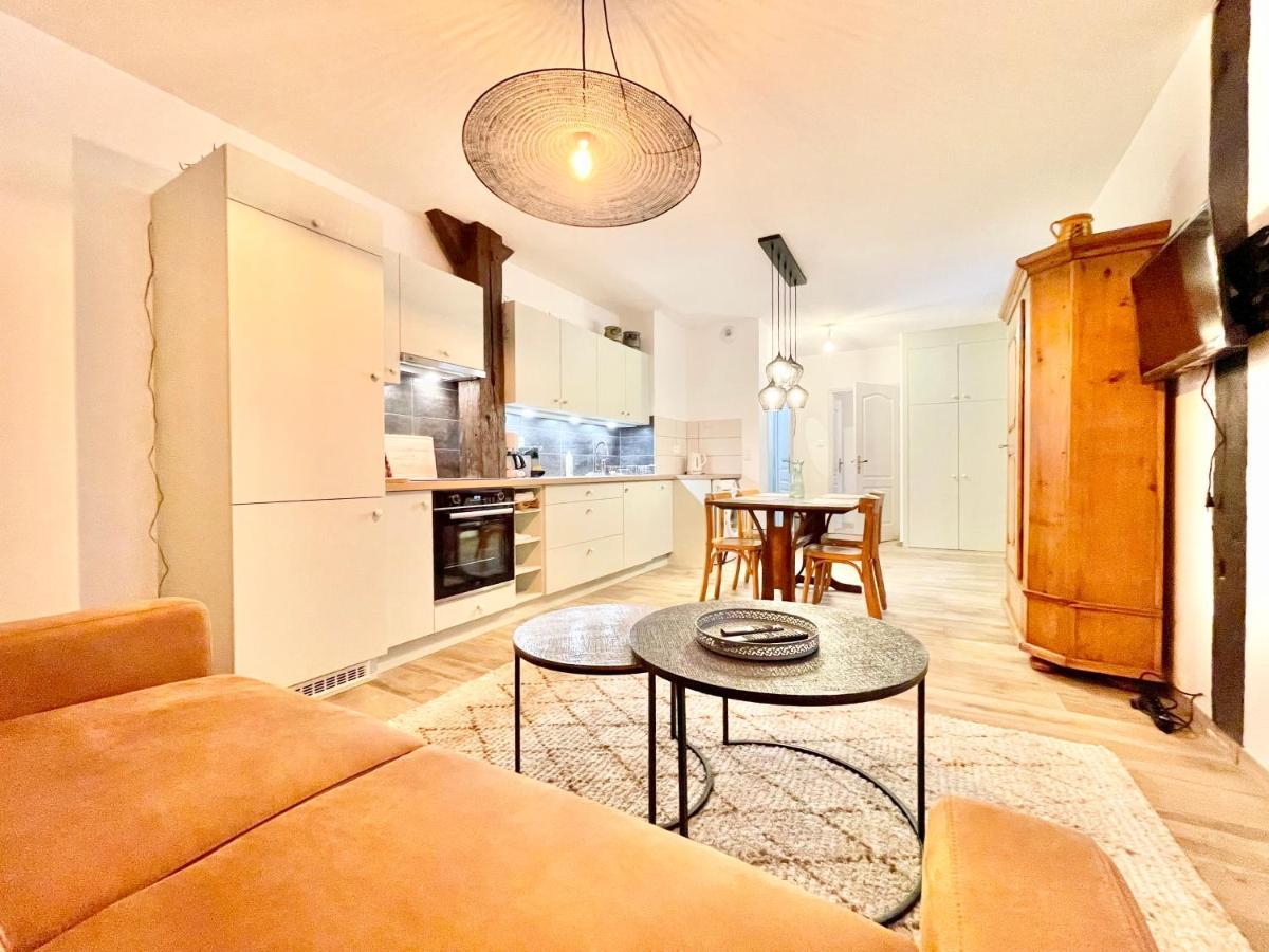 Apartment - Le Nichoir - Centre Historique - Parking Gratuit - Box Velo & Poussette *