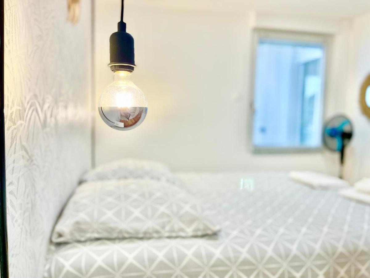 Le Rosacker - Proche Centre Et Gare - Terrasse - Parking Gratuit 2 Places - 2 - 2 Salles De Bain - Netflix Apartment *