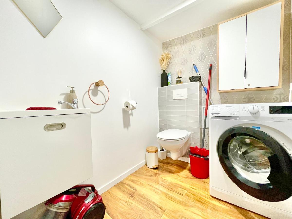 Le Rosacker - Proche Centre Et Gare - Terrasse - Parking Gratuit 2 Places - 2 - 2 Salles De Bain - Netflix