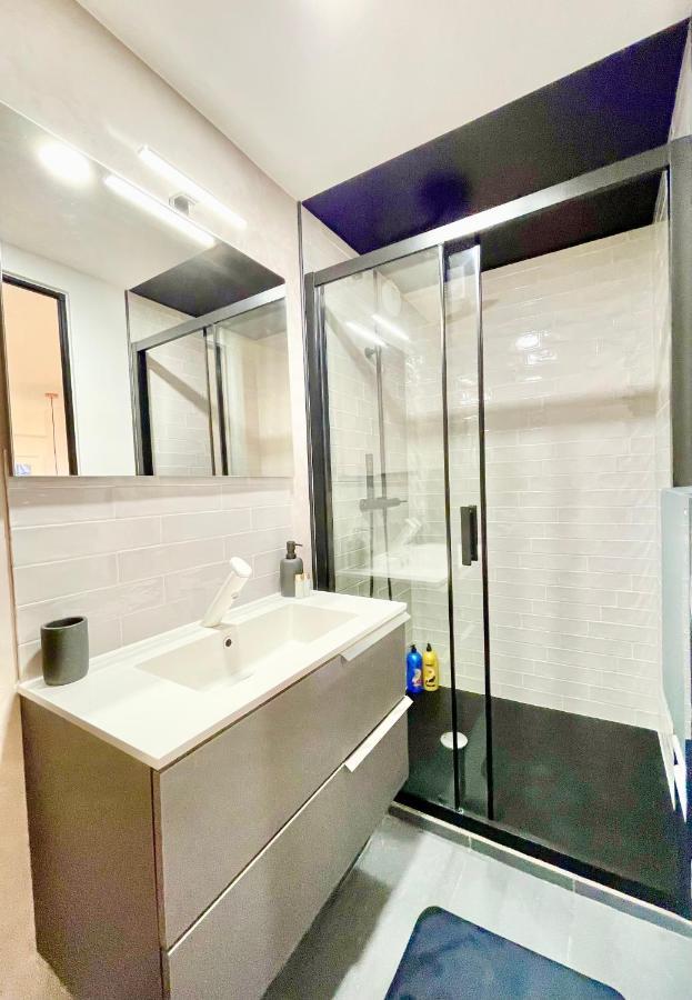 Le Rosacker - Proche Centre Et Gare - Terrasse - Parking Gratuit 2 Places - 2 - 2 Salles De Bain - Netflix Apartment *