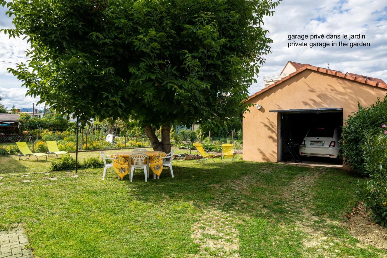 Ferienhaus La Maison De De Et Son Jardin