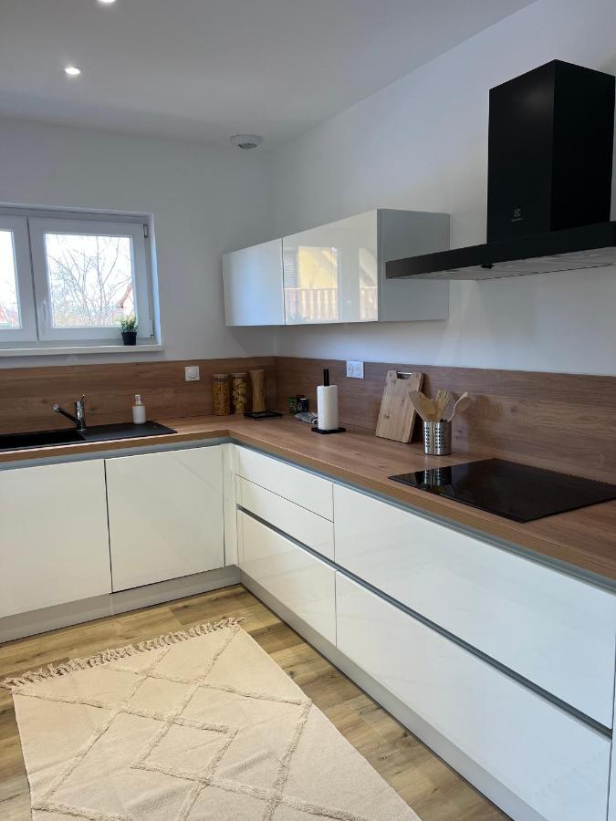 Alsace Neuf Garage, Parking Et Terrasse Appartement Colmar