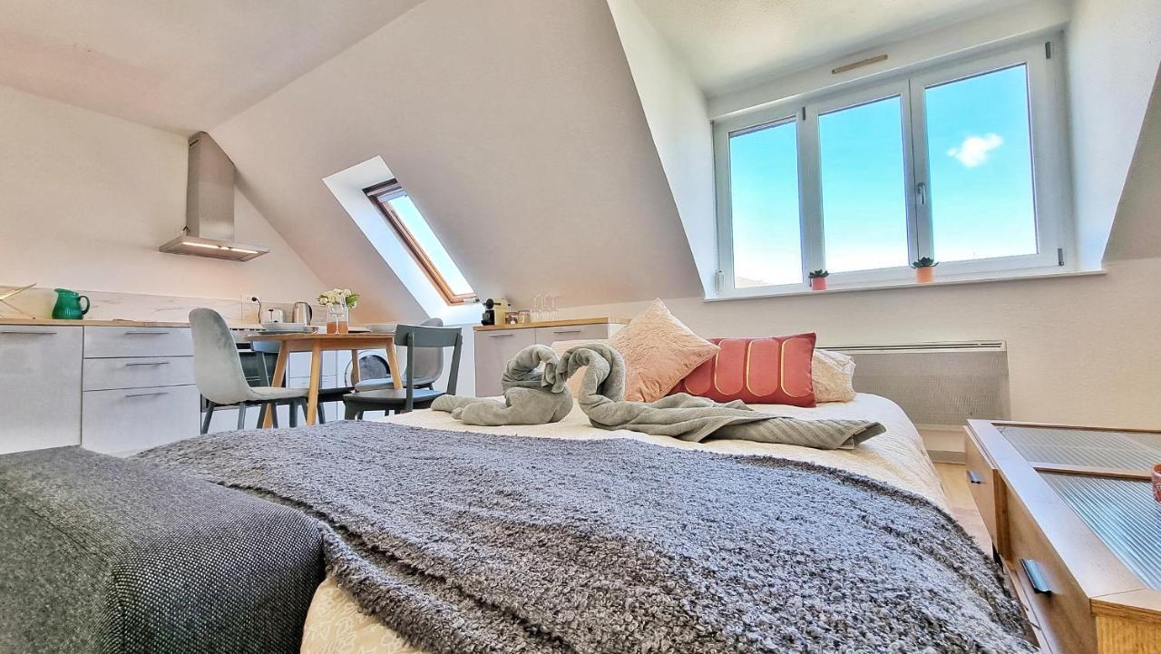 Mon Amour-chic-garage-fibre-rbnb Apartment *