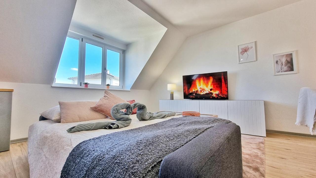 Apartment Mon Amour-chic-garage-fibre-rbnb Colmar