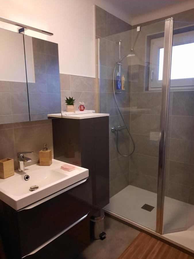 Le Sorbier 2pers Proche Centre, Ascenseur, Garage Apartment Colmar
