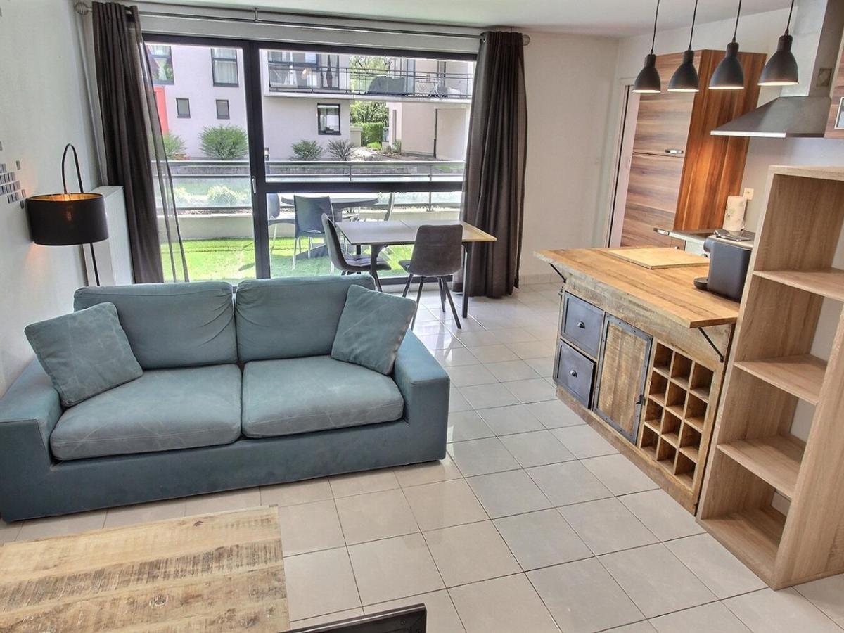 Lumineux A Avec Terrasse, Parking Et Wifi - 5 Min Du Centre - Fr-1-722-1 Appartement