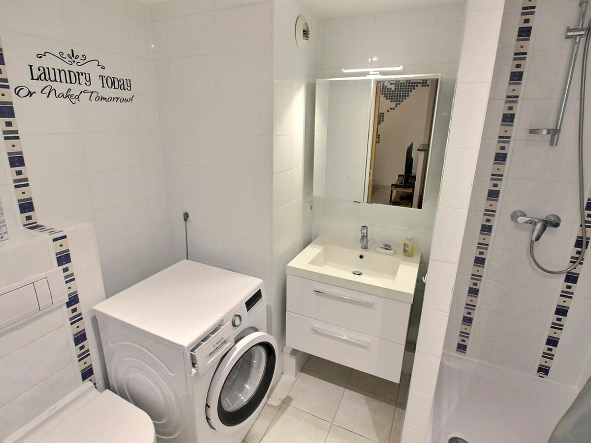 Lumineux A Avec Terrasse, Parking Et Wifi - 5 Min Du Centre - Fr-1-722-1 *