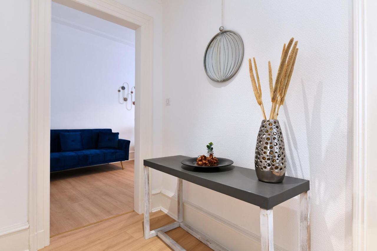 Apartment At In - Center *