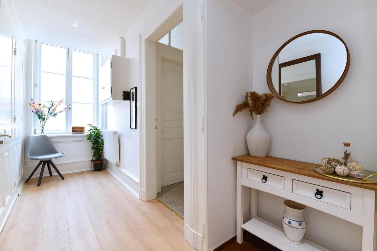 Apartment At In - Center *