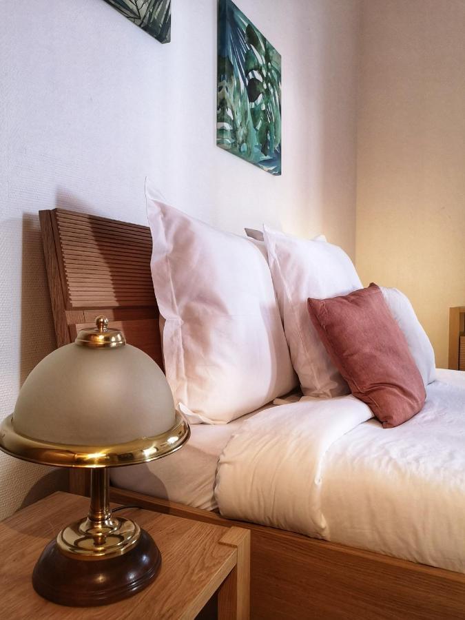 Appartement Maison 1708 - Rue Du Canard - Center *