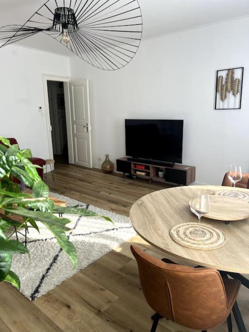 Cosy Et Lumineux Avec Parking Gratuit