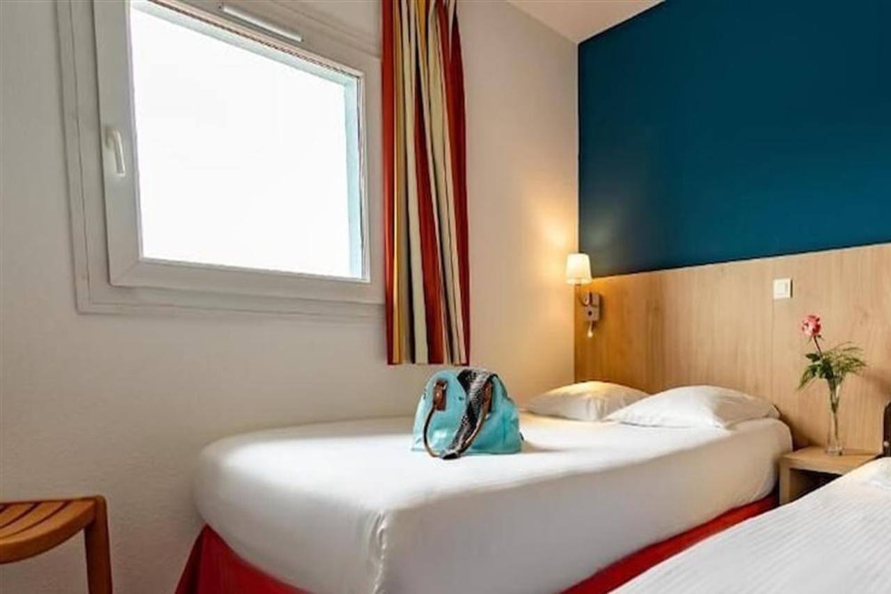 Lumiere Hotel 2*