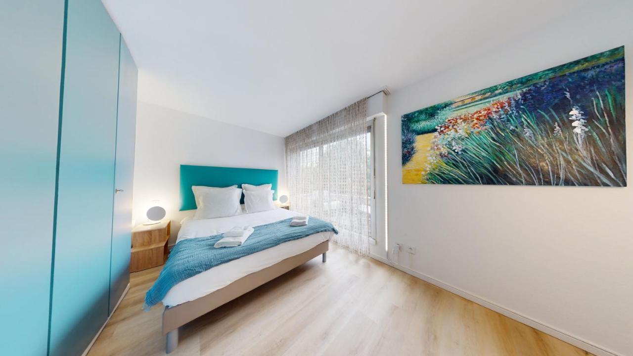 Hébergement de vacances Maison Mandarine 5 Bedrooms 180m2 *