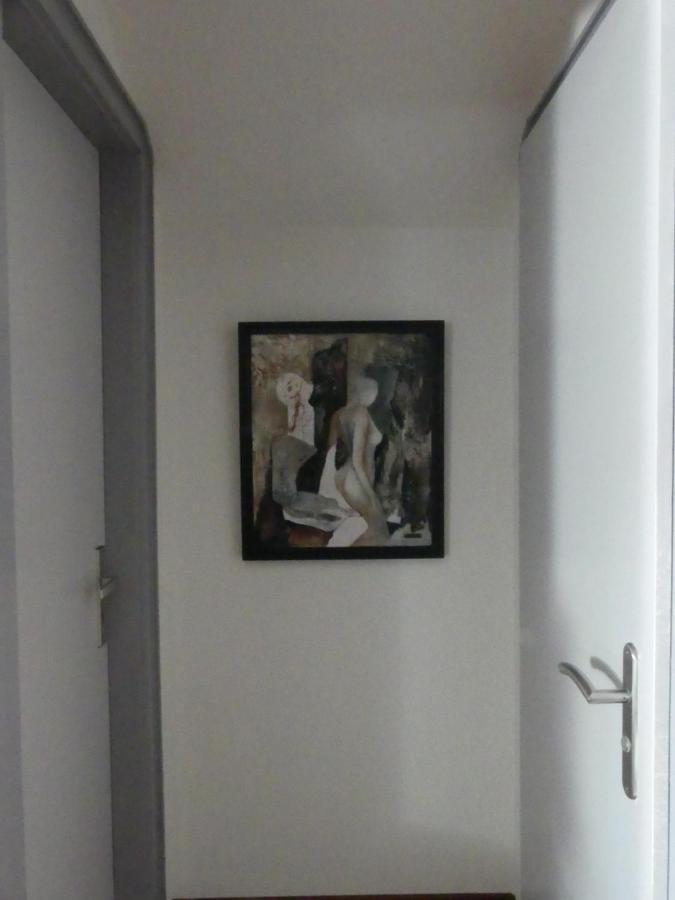 La Vie Belle Apartment *