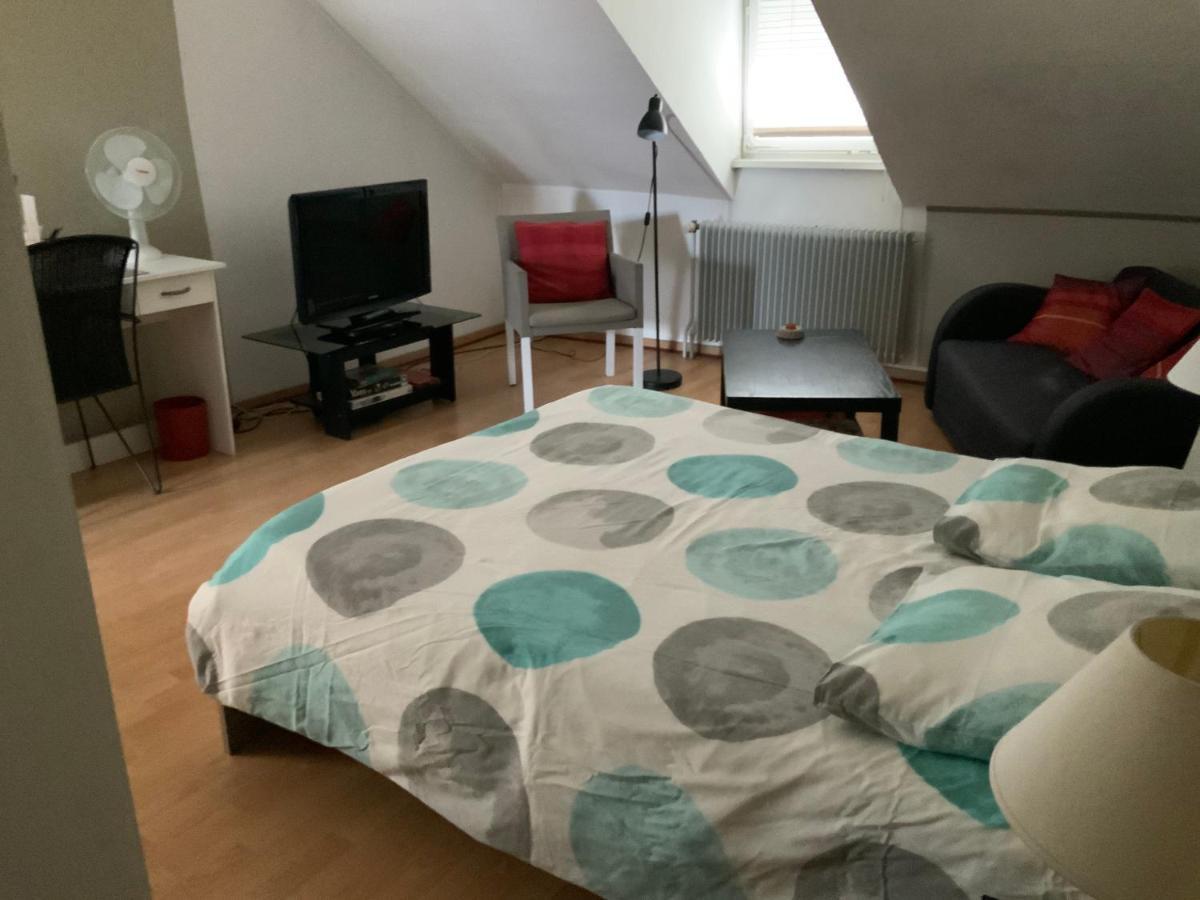Appartement Coquet F1 Chez Francine *