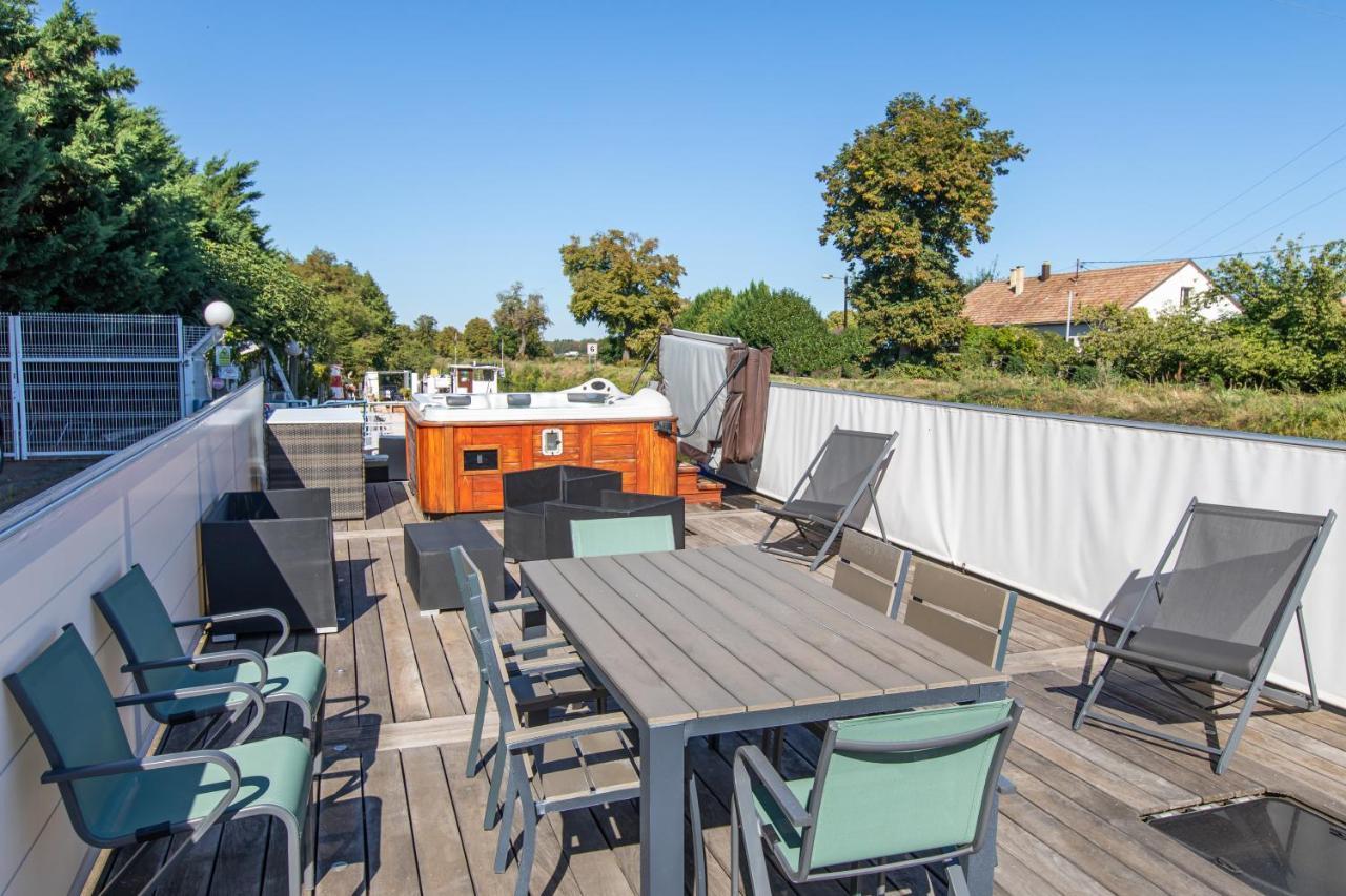 Botel La Peniche Colmar