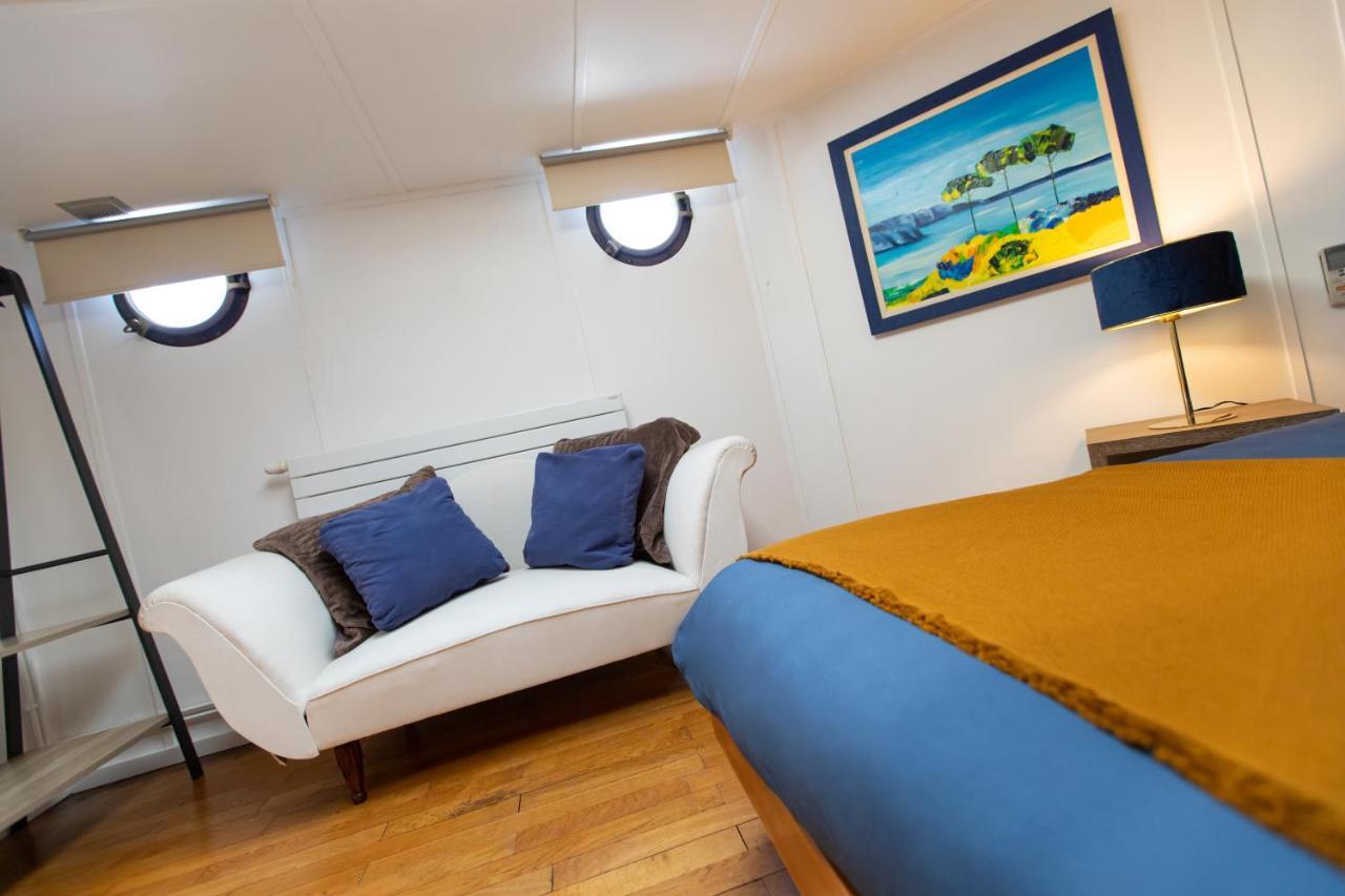 Botel La Peniche *