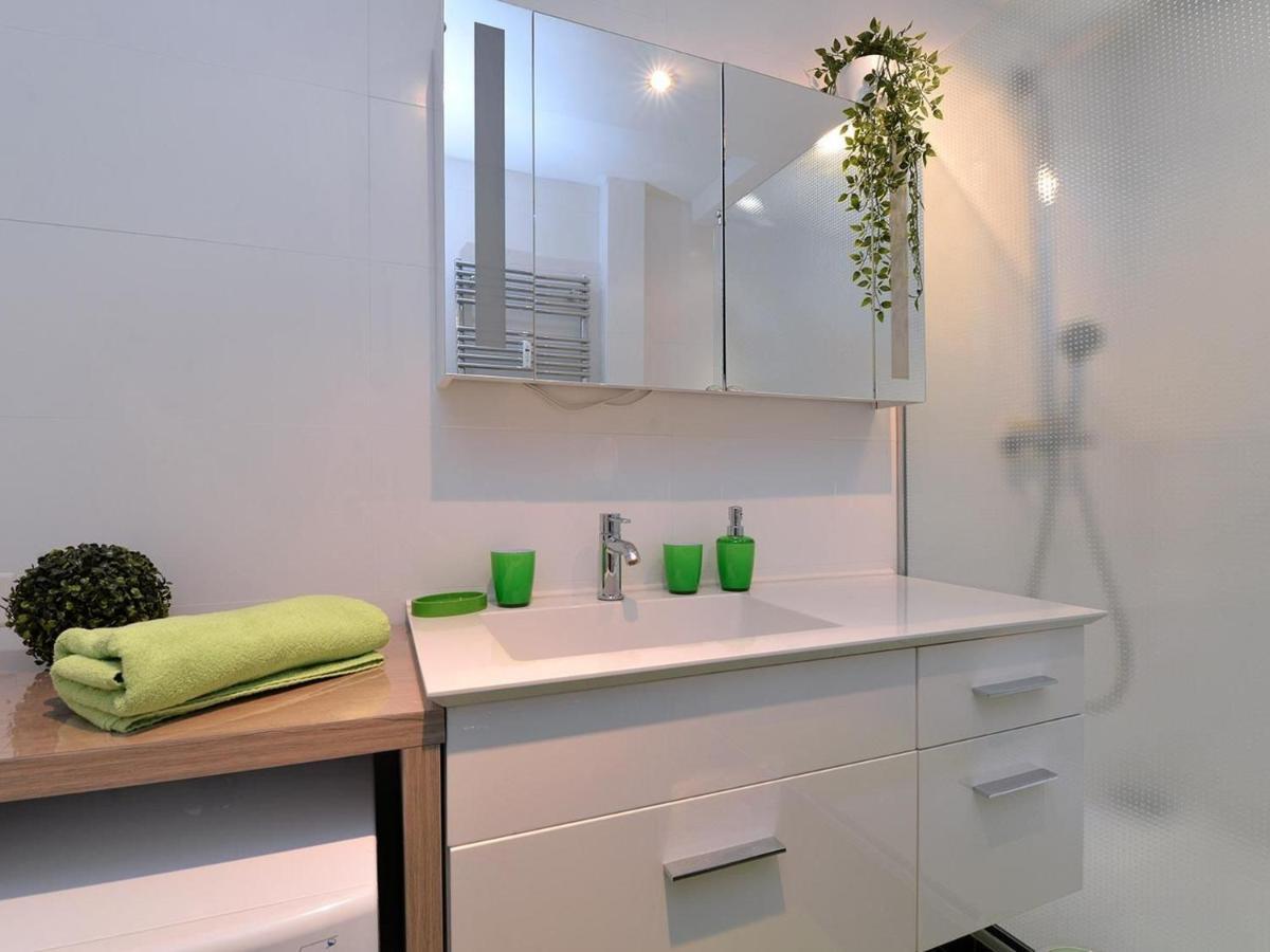 De Luxe En Hyper-centre Avec 3 Chambres, Balcon, Parking, Proche Musee Unterlinden - Fr-1-744-37 Colmar