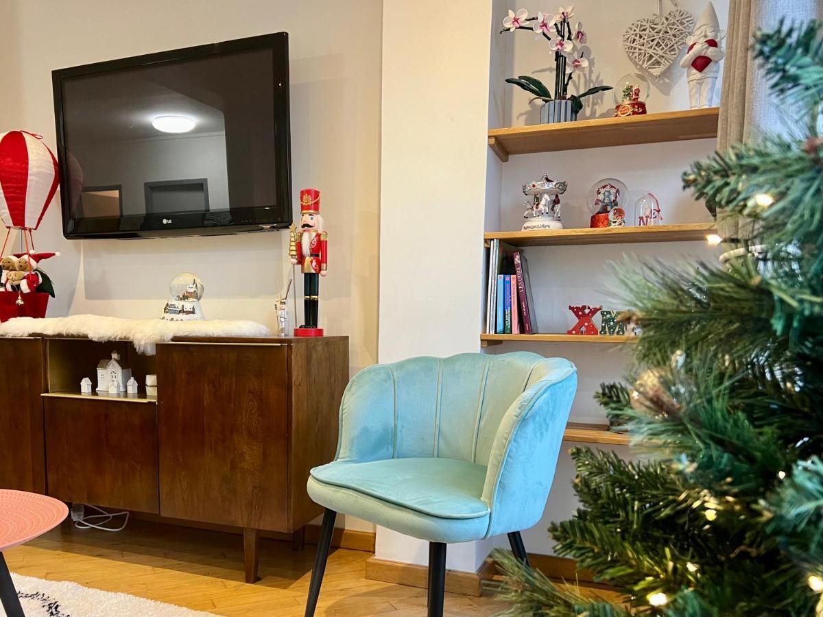 Magnifique 4 Personnes - 2 - 2 Sdb - Grande Terrasse Rue Des Tetes - Centre *