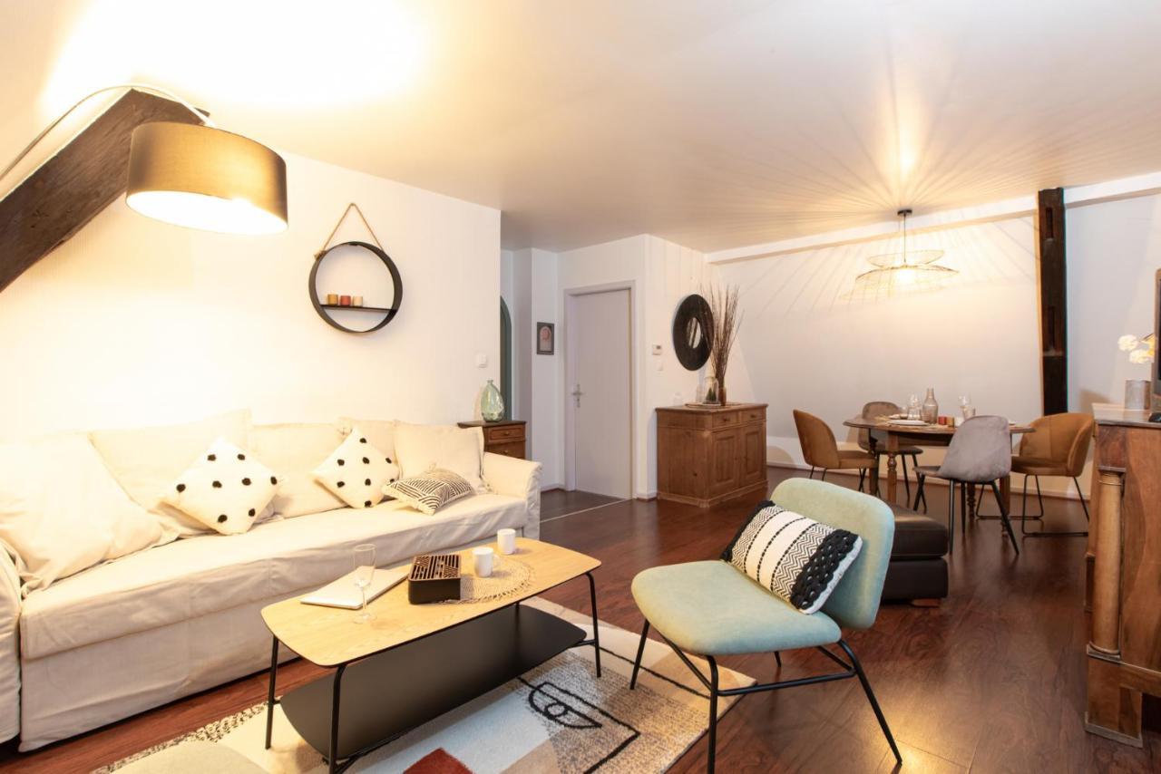 La Loge By 