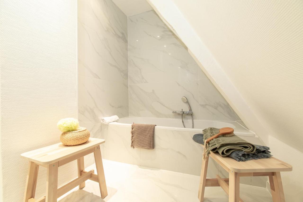 La Loge By 