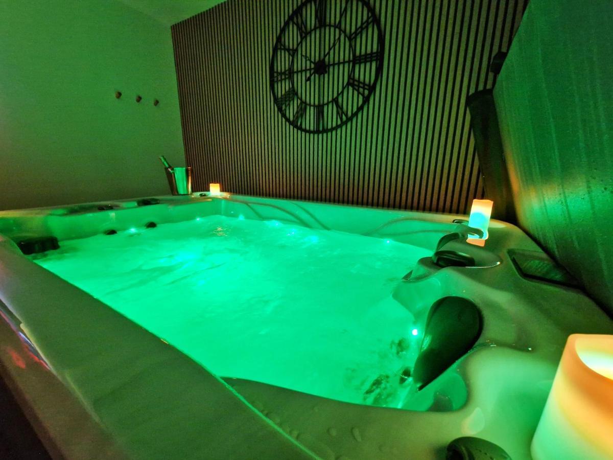 Zen Spa-4 Pers-jacuzzi-parking-clim-colmar Appartement *