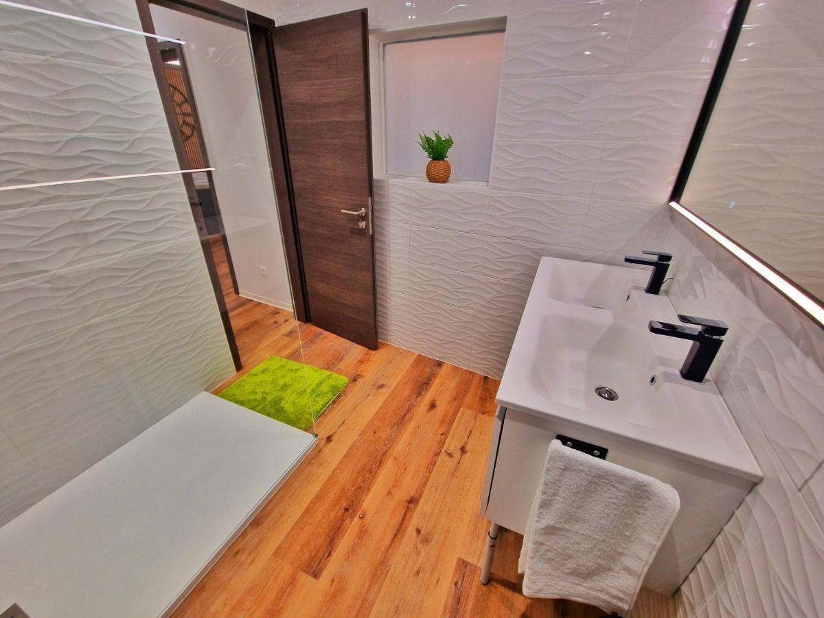 Zen Spa-4 Pers-jacuzzi-parking-clim-colmar