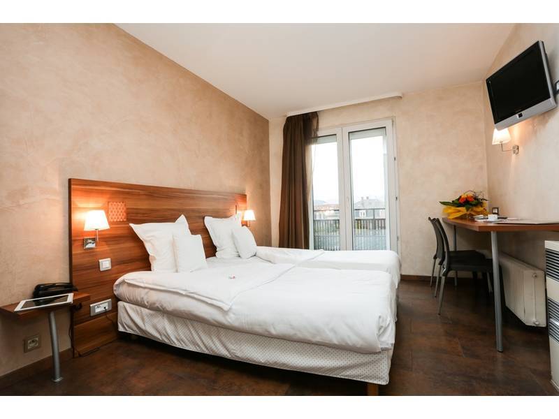 Hotel The Originals City, Gare 3*