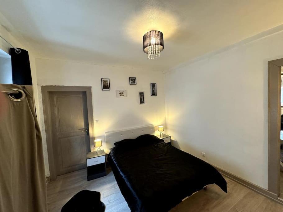 De 3 Pieces, Appartement *