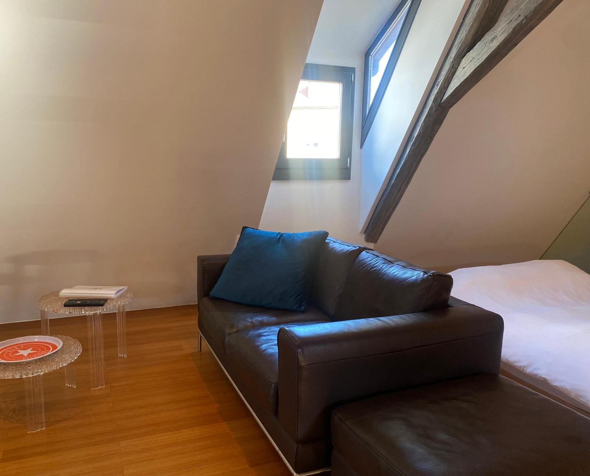 Duplex 15 *