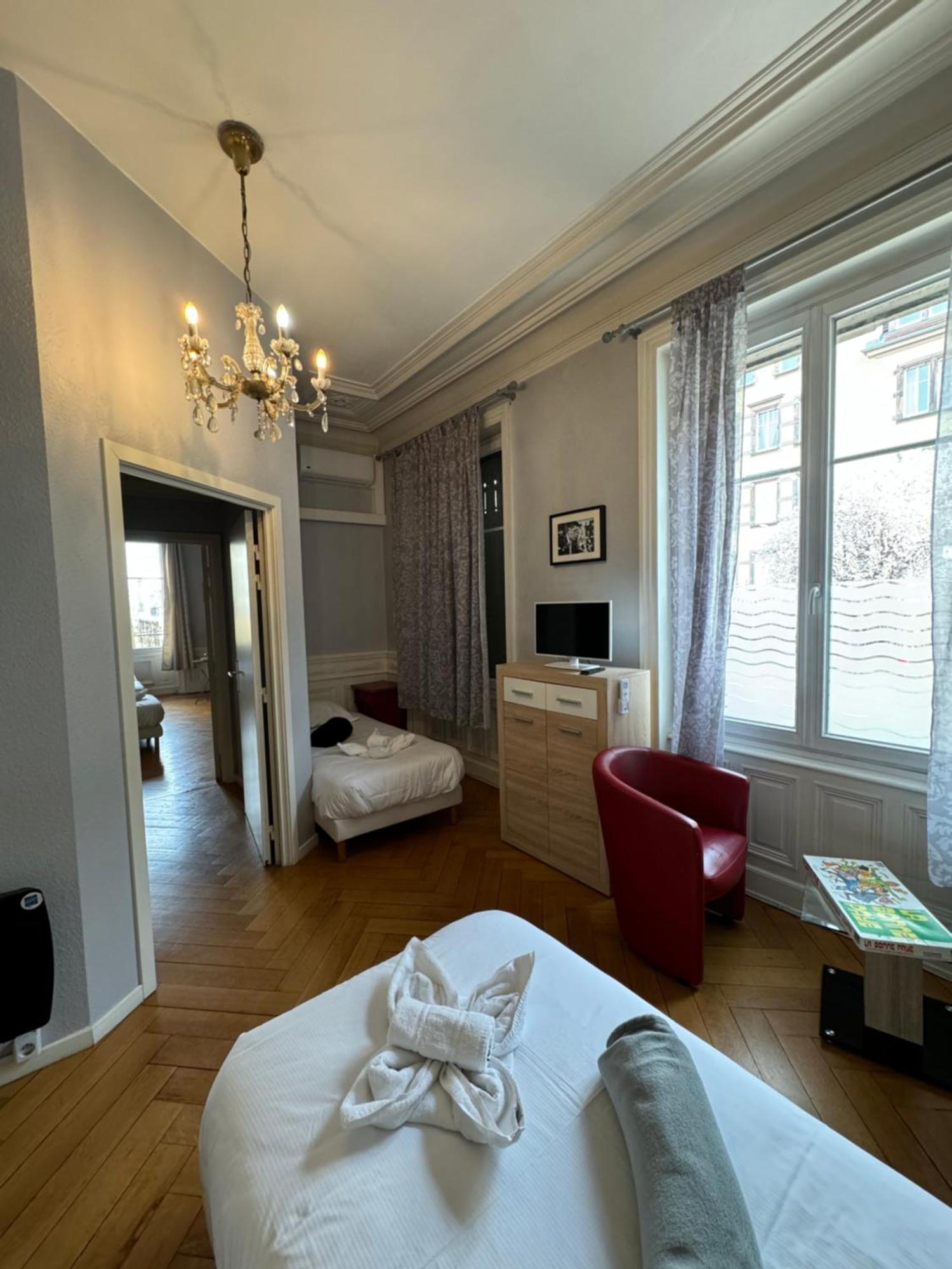Le Cosy De La Gare - Garage Prive Appartement Colmar