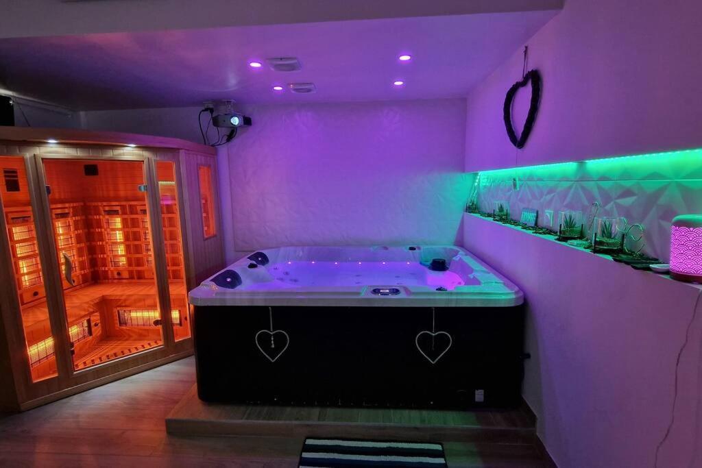 Appartamento Le Reve Sauna Ecran Cinema *