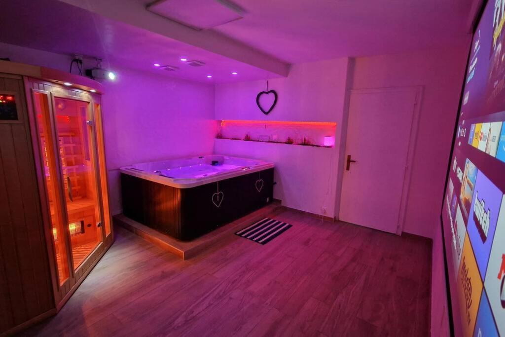 Le Reve Sauna Ecran Cinema Appartamento *