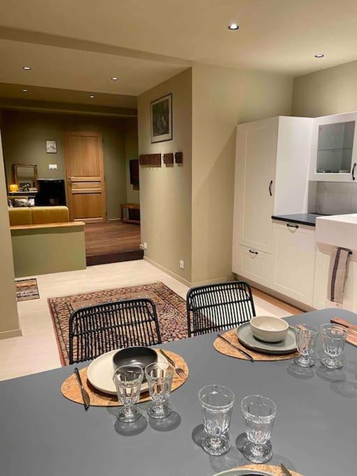 Du Trefle Apartment *