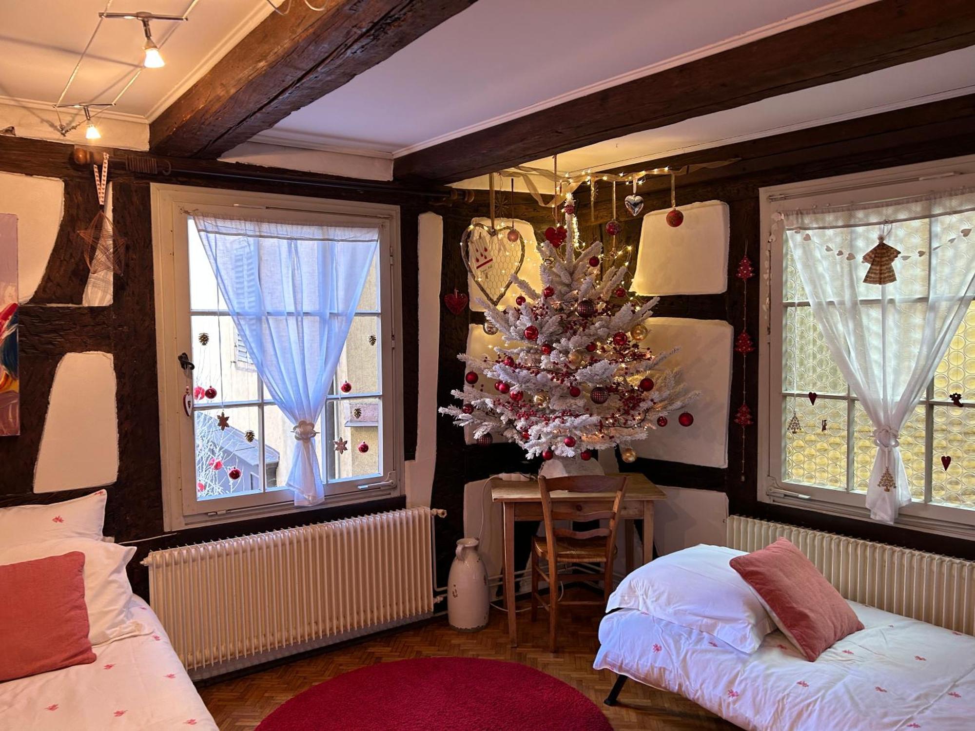 Au Fil Du Temps Apartment