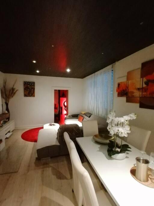 Apartment Island *