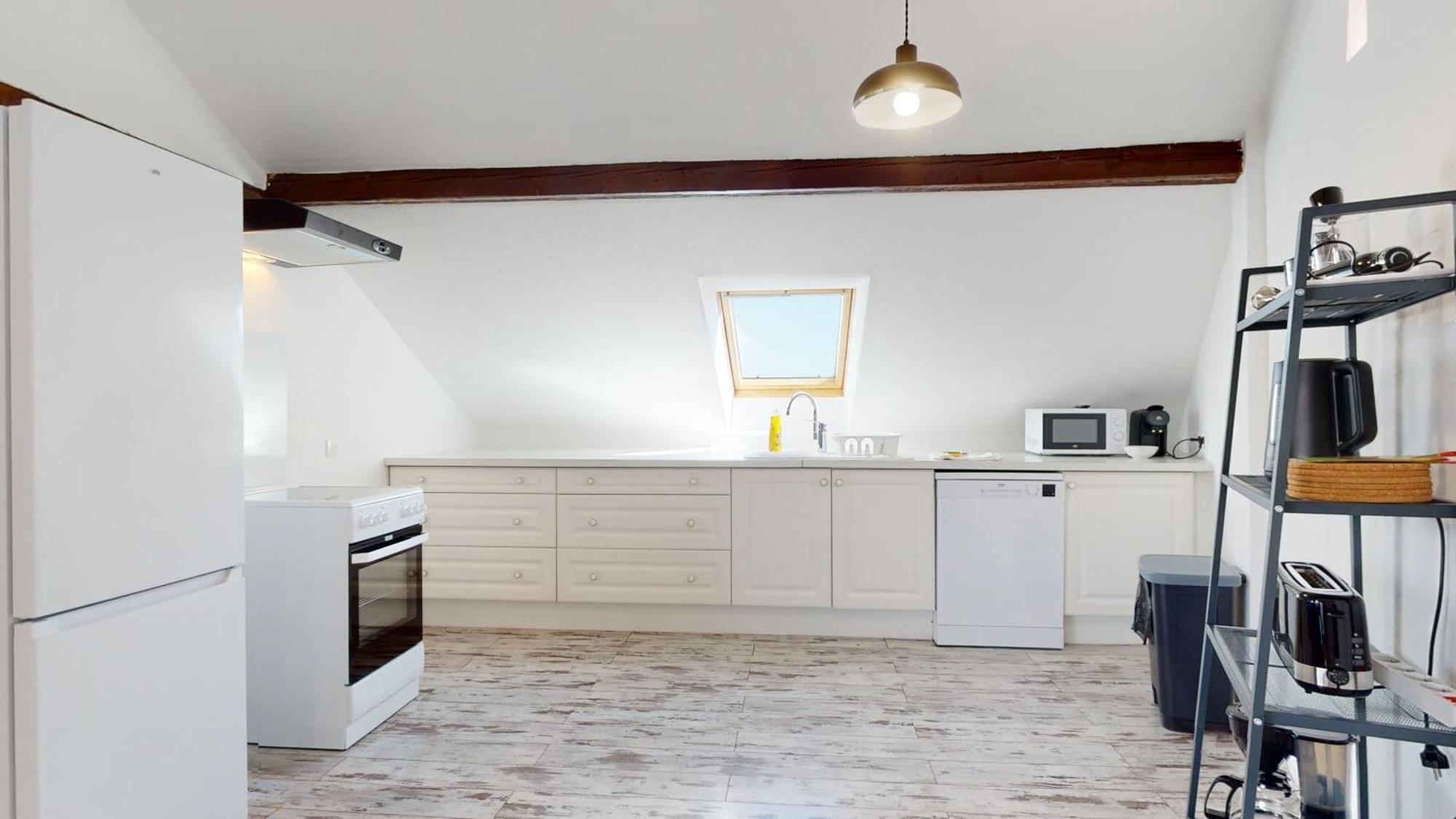 Le Cocon Colmarien - Proche Centre Et Gare - Stationnement Gratuit - 10 Personnes Apartment