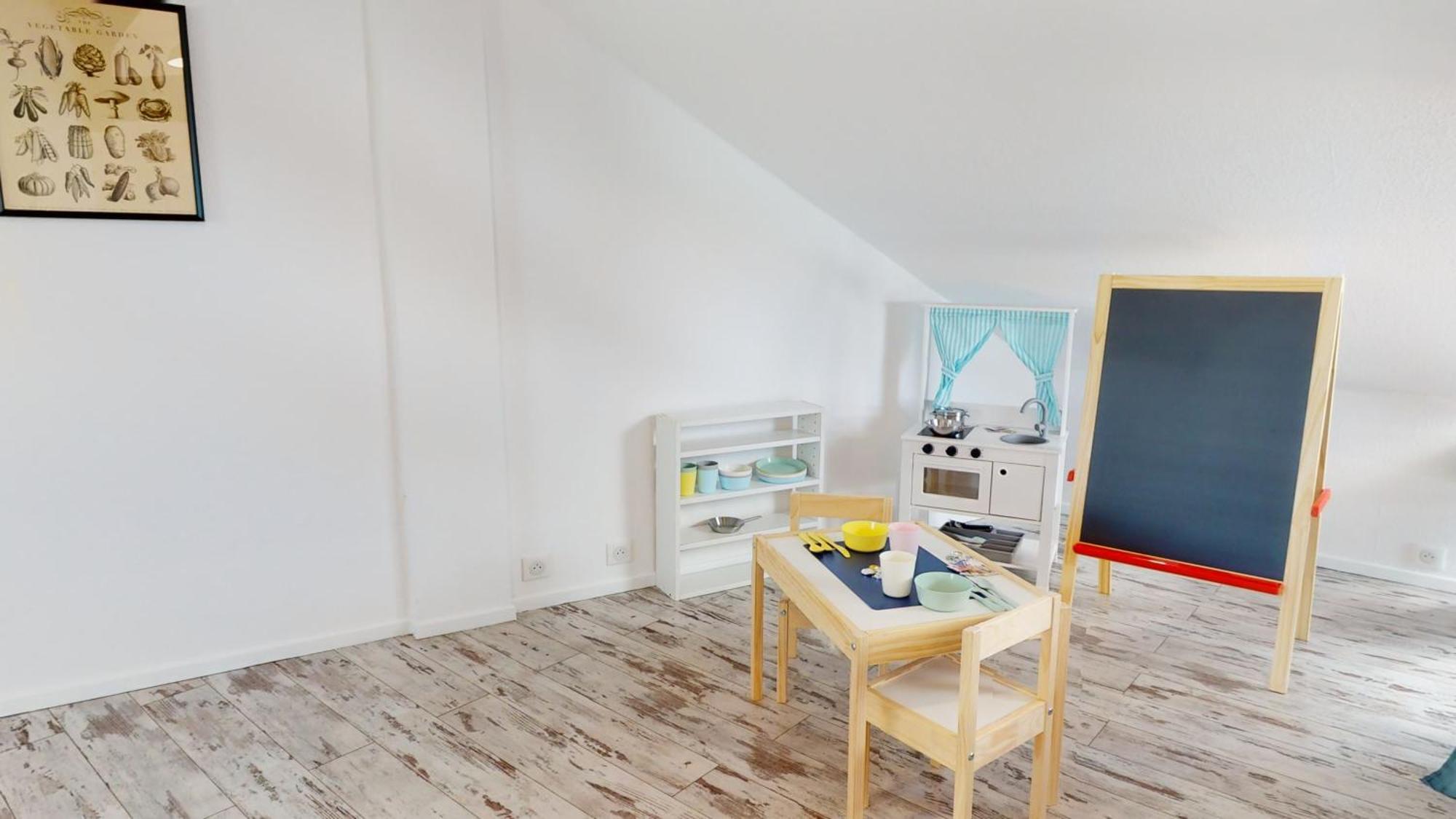 Le Cocon Colmarien - Proche Centre Et Gare - Stationnement Gratuit - 10 Personnes Apartment