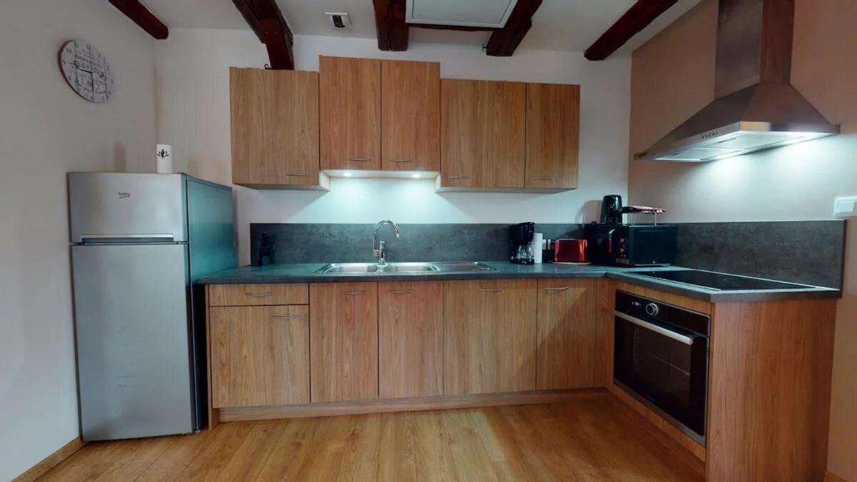 Appartement Maison 1708 - Rue Du Canard - Center *