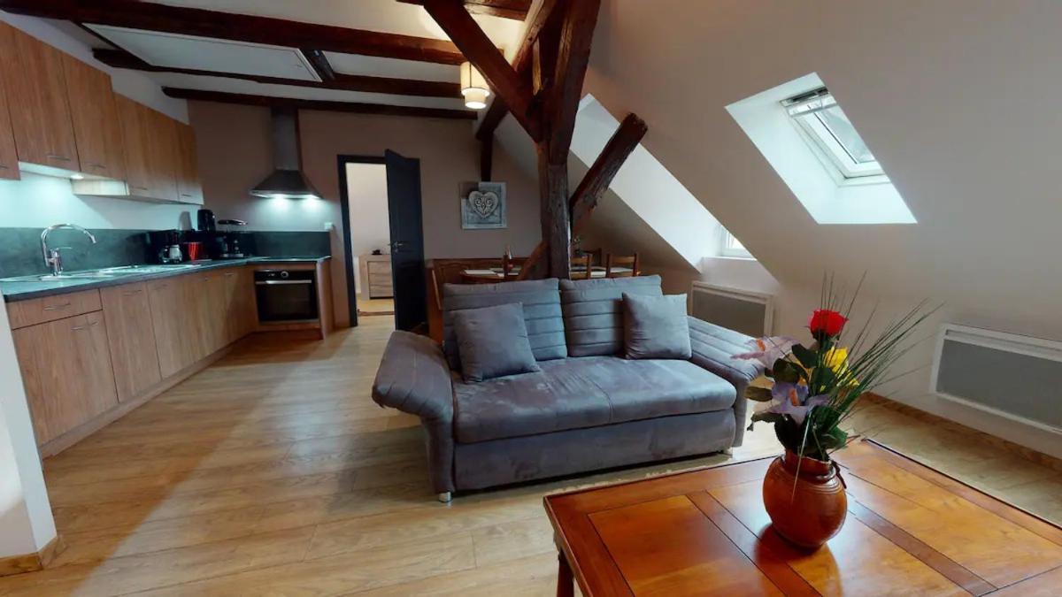 Maison 1708 - Rue Du Canard - Center Appartement *