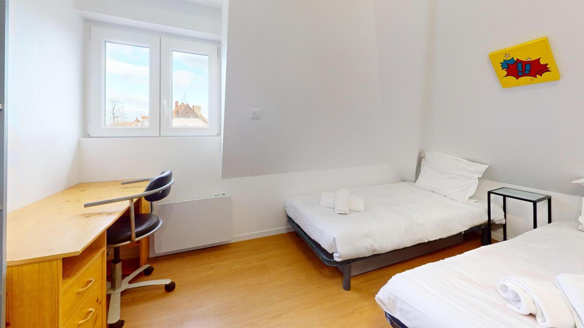 De Georges Avec Parking Apartment *