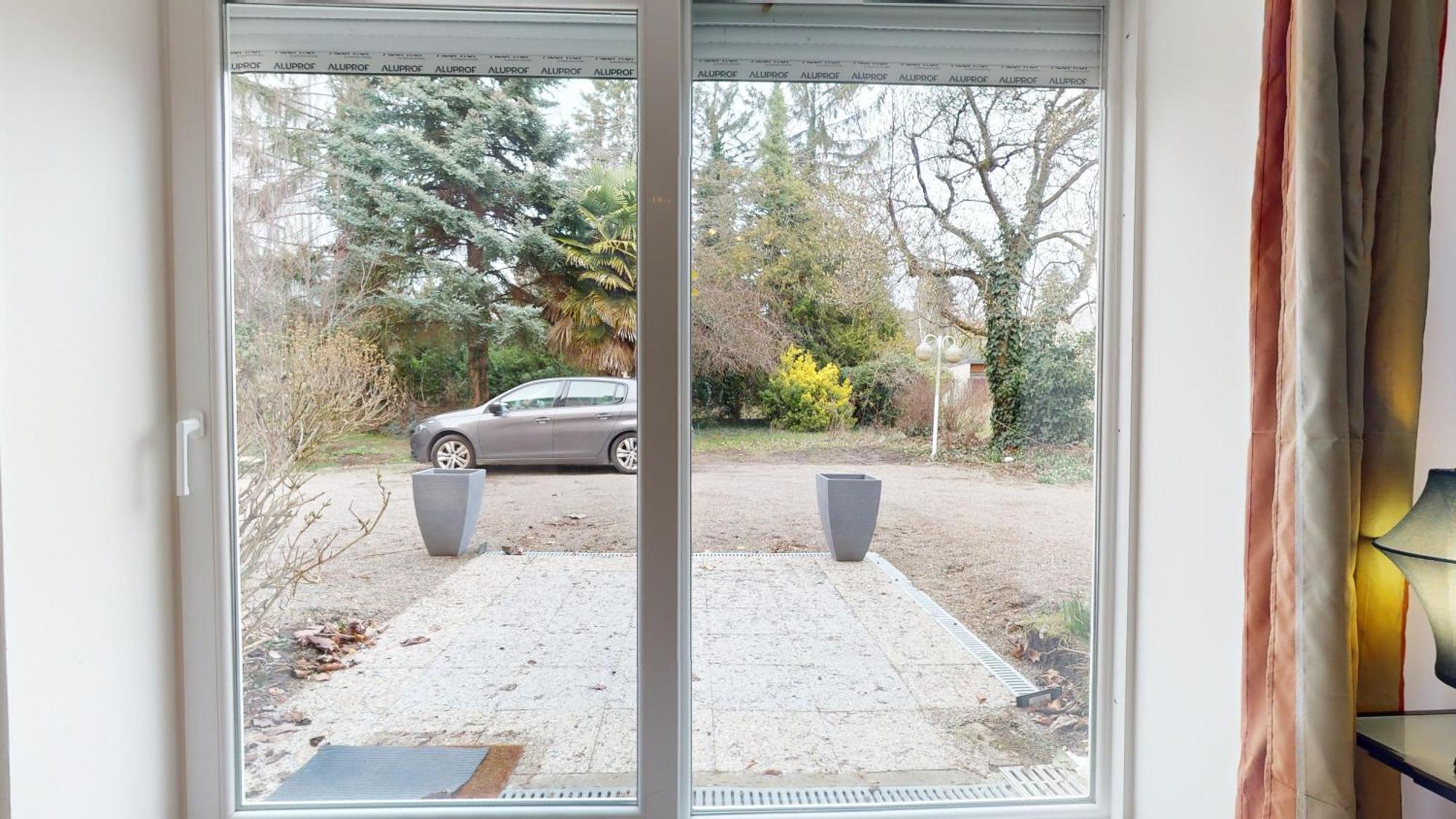 De Georges Avec Parking Apartment