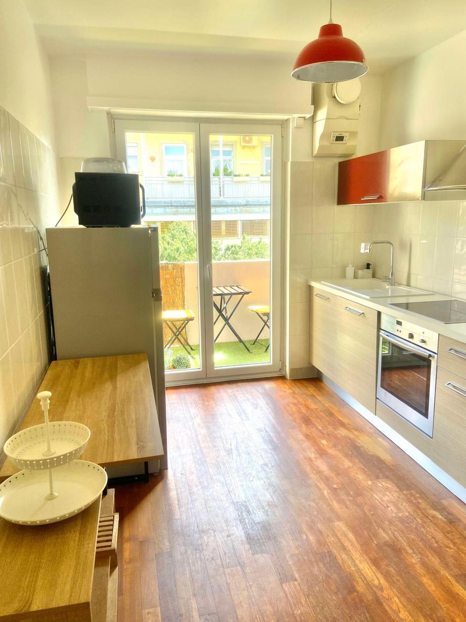 2parkings, 2min Petitevenise-xmarche * Colmar