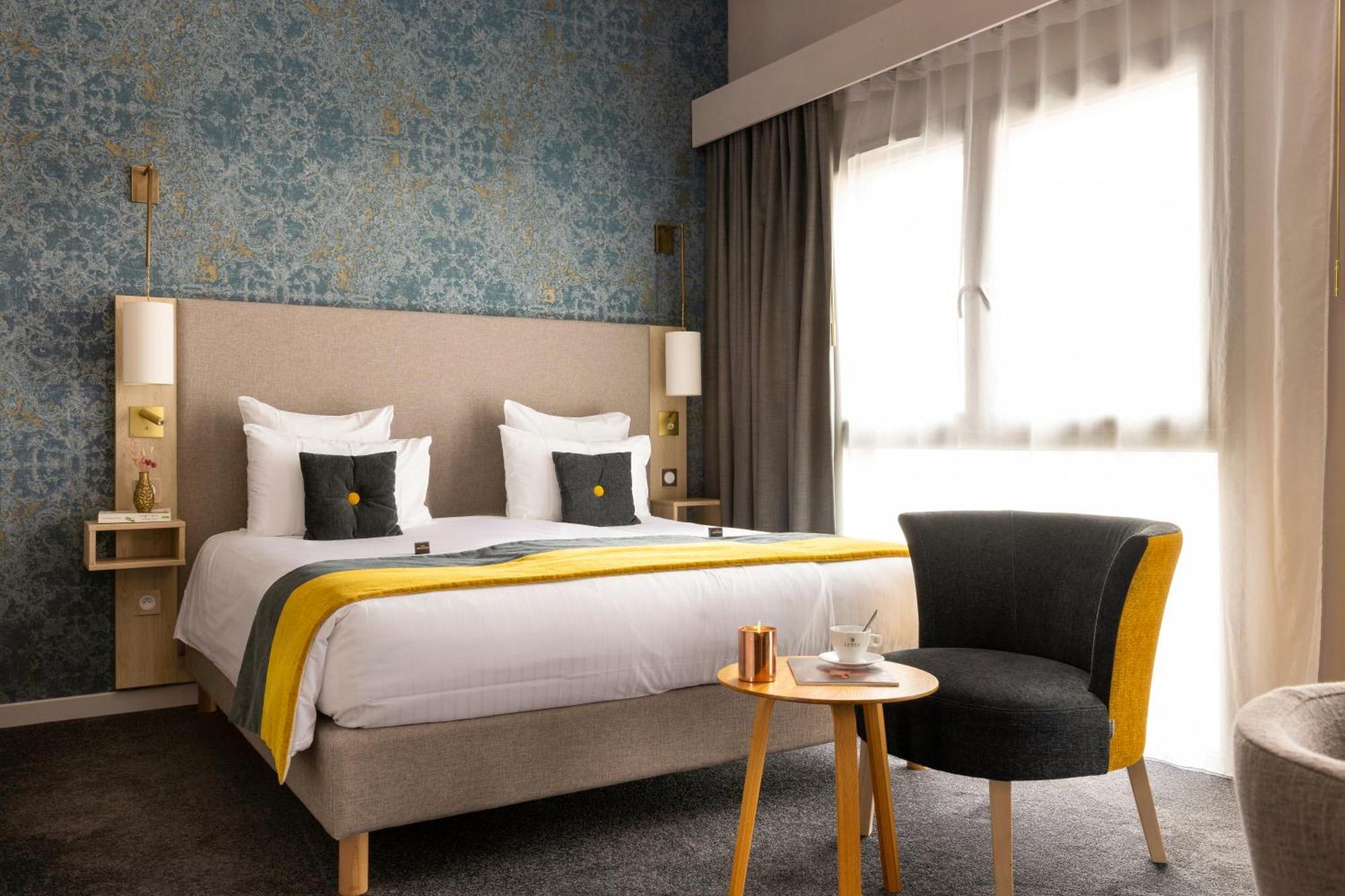 Boutique Centre Hotel 4*