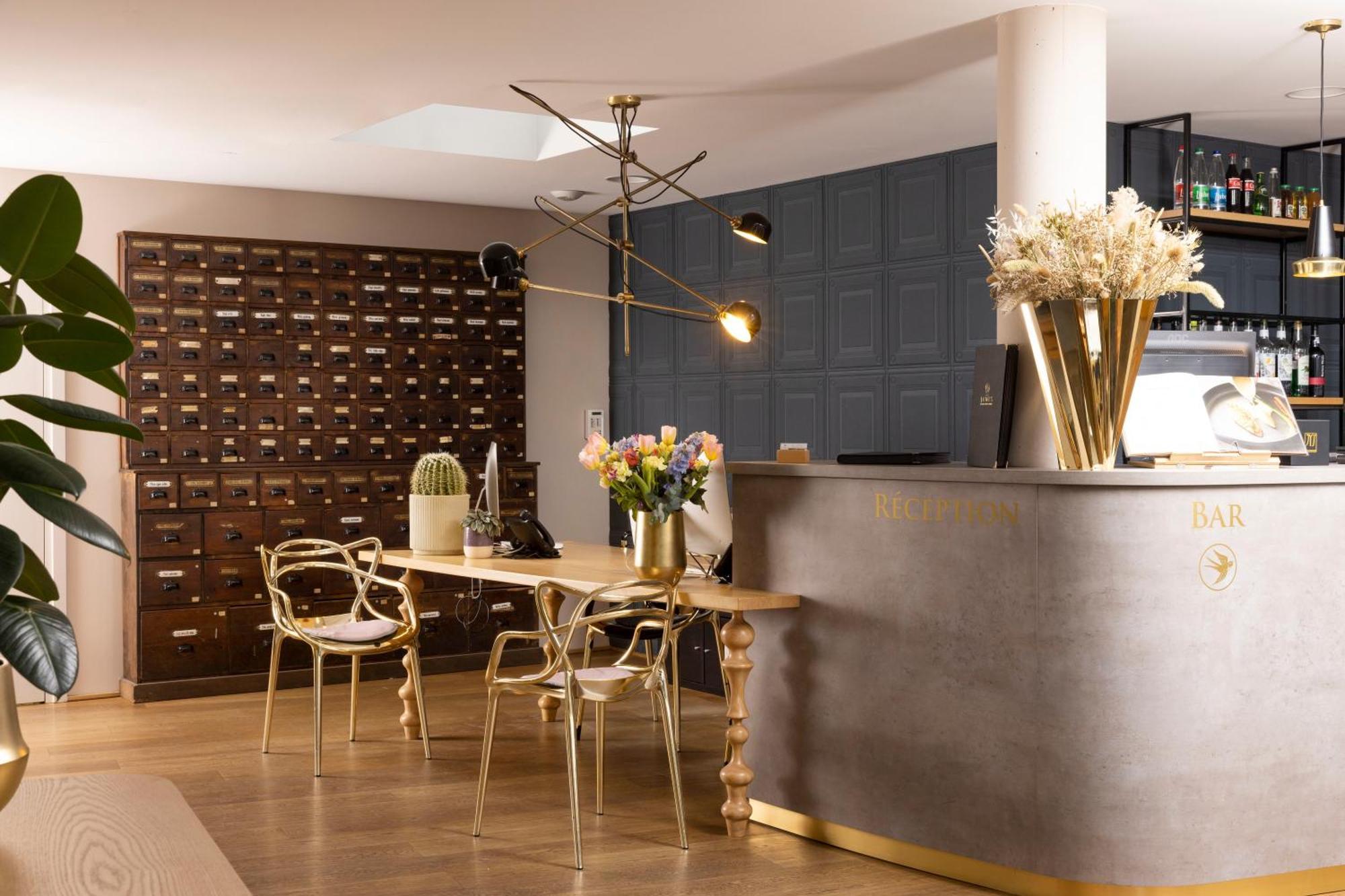 Boutique Centre Hotel