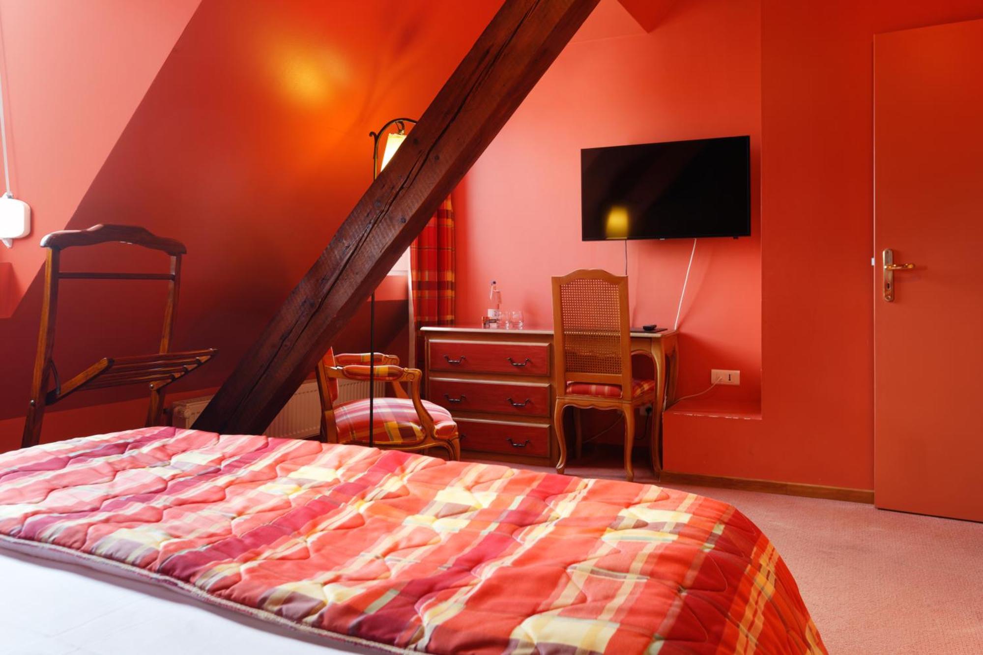 Logis Beausejour Hotel 3*