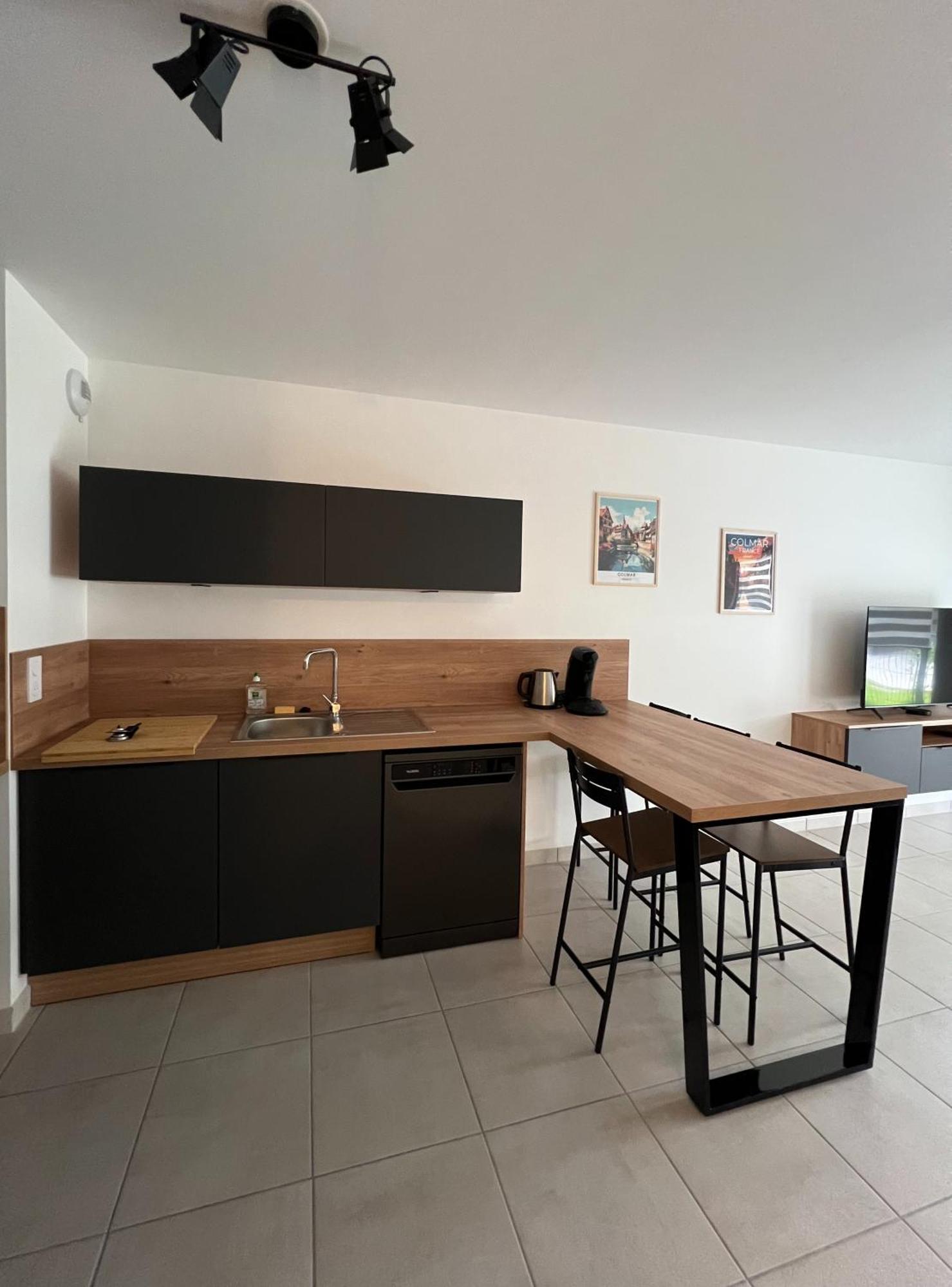 Le Stan - Proche Centre - Terrasse & Parking Gratuit Colmar