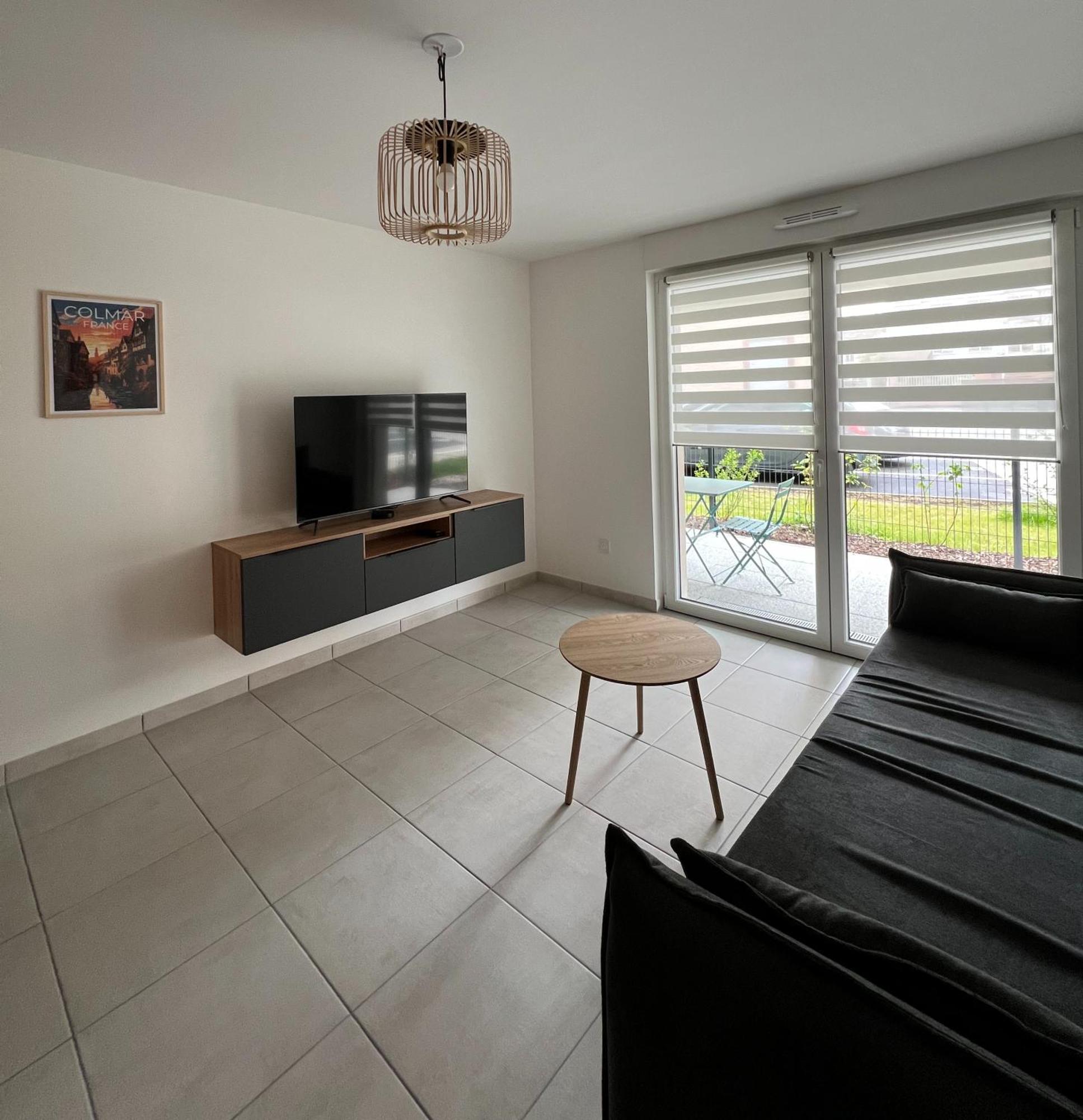 Appartement Le Stan - Proche Centre - Terrasse & Parking Gratuit Colmar