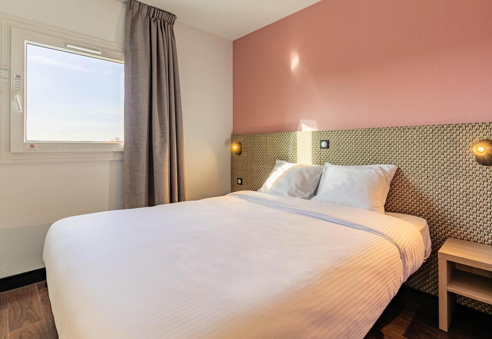 Hotel Lumiere 2*